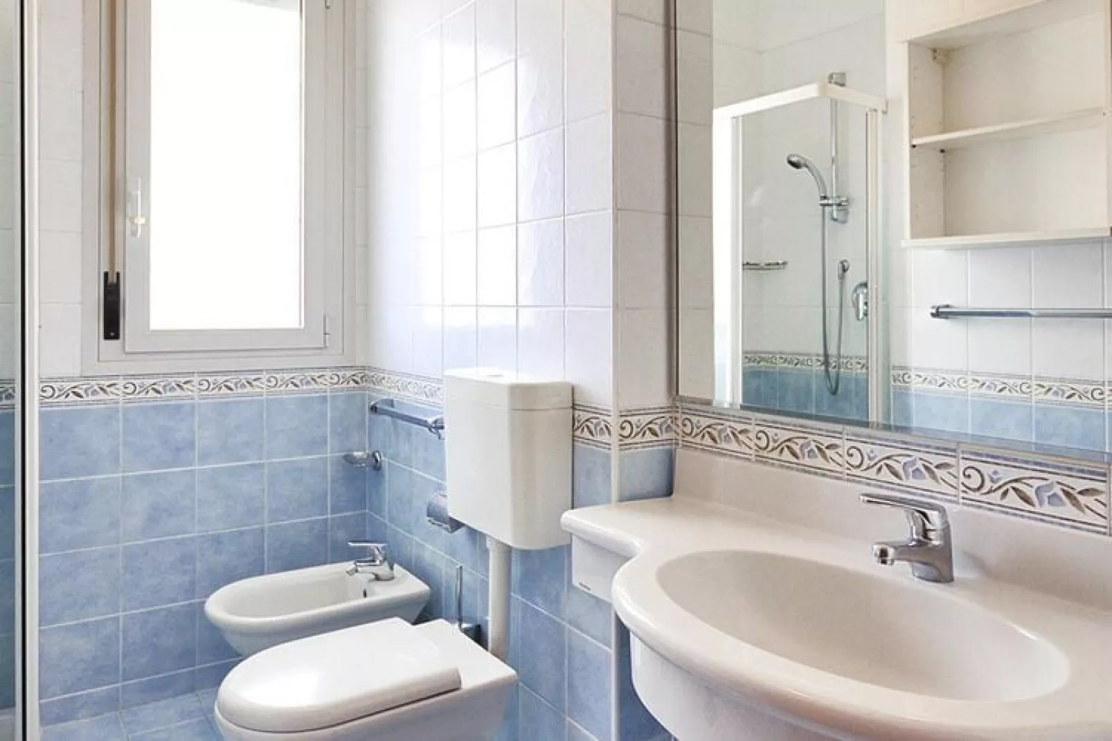 Residence Eurostar Bibione Spiaggia-C-Bathroom