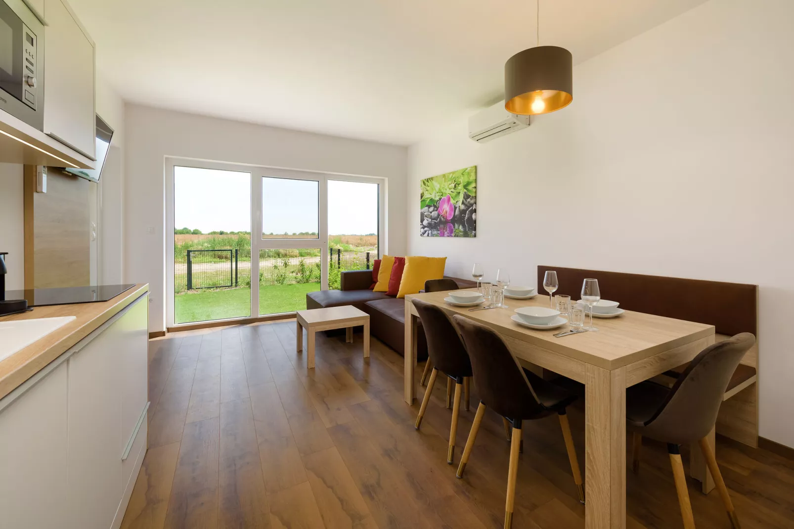 Pannonia M03-Dining room