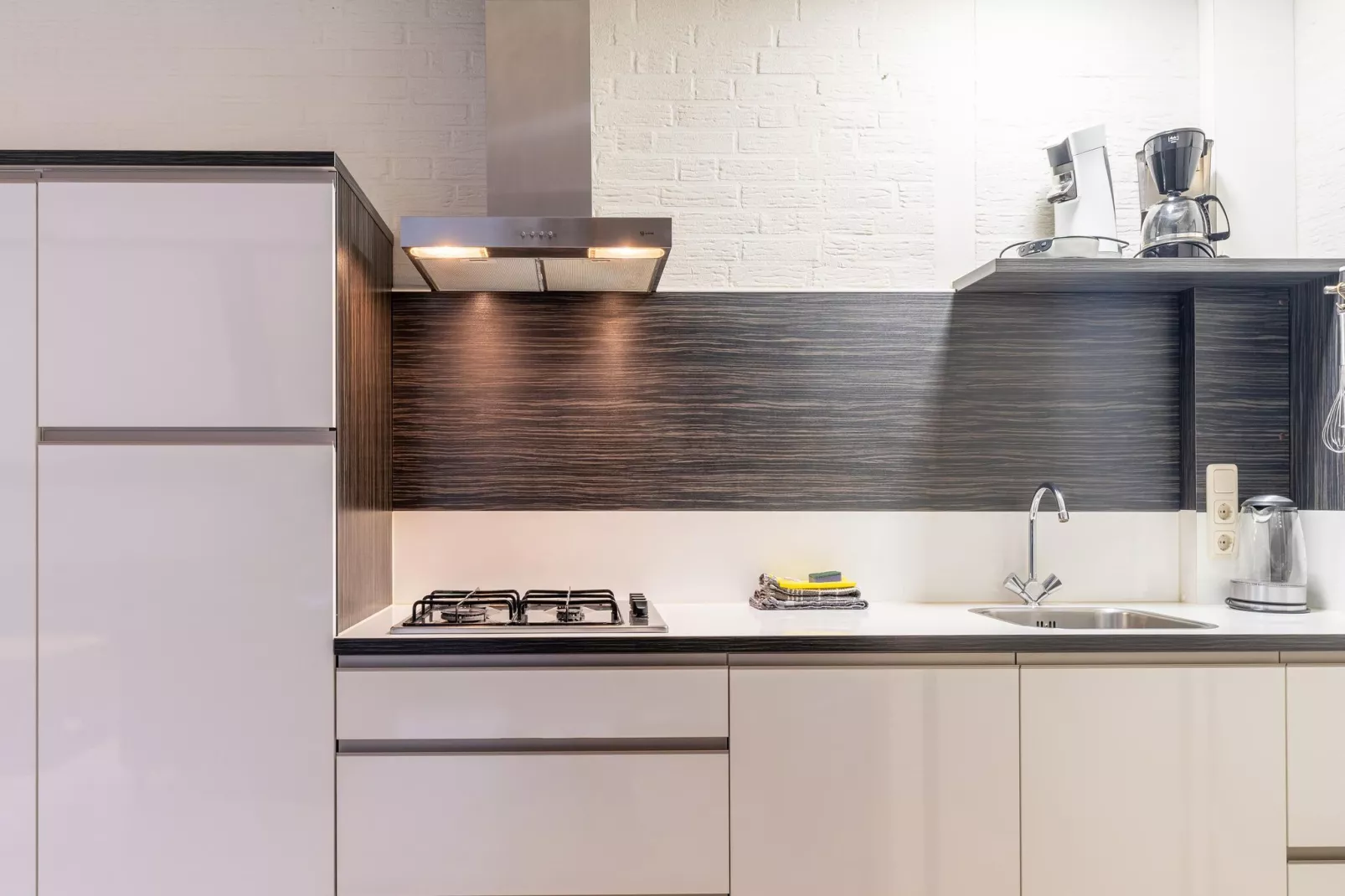 Vosseven 55 Annemoon-Kitchen