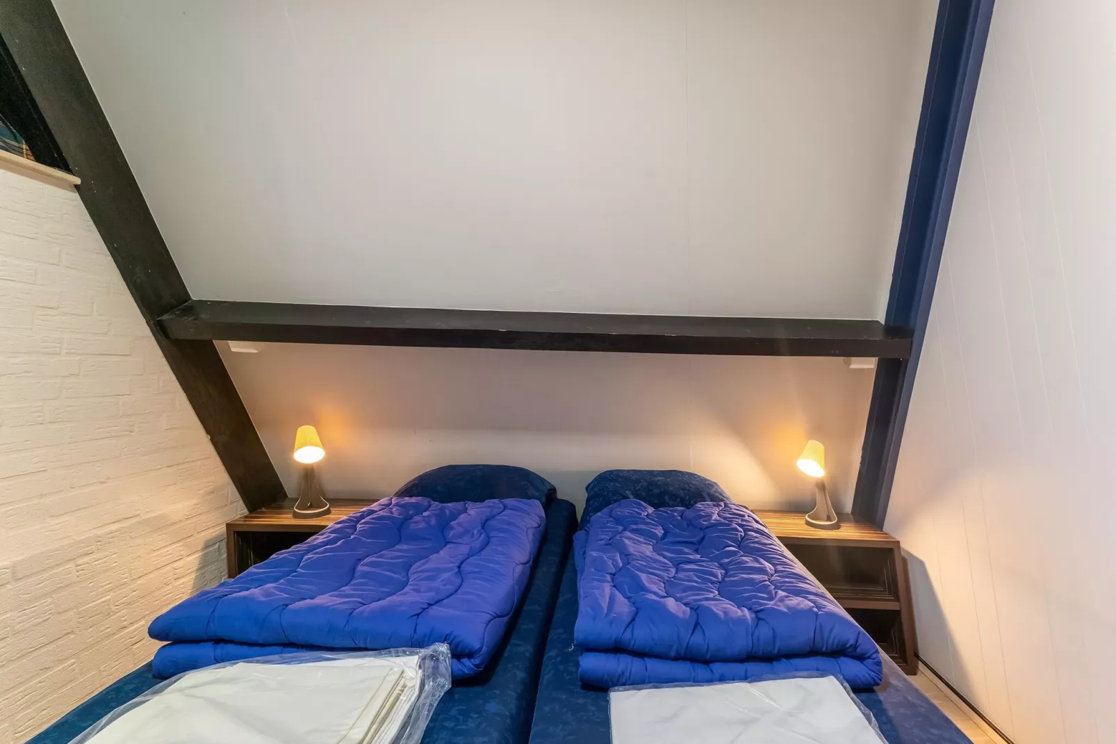 Vosseven 55 Annemoon-Bedroom