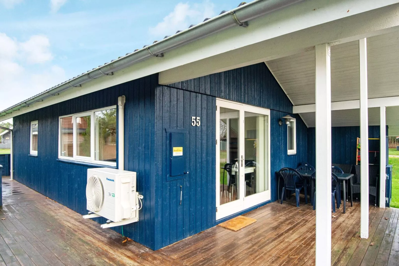 4 person holiday home in Hovborg-By Traum