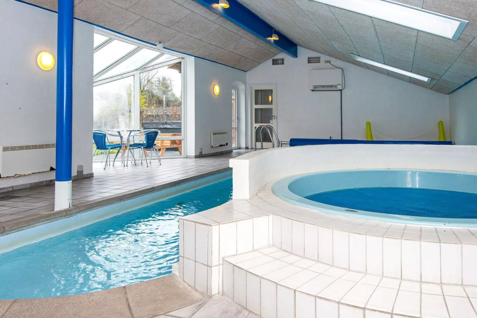 12 person holiday home in Henne-Spa