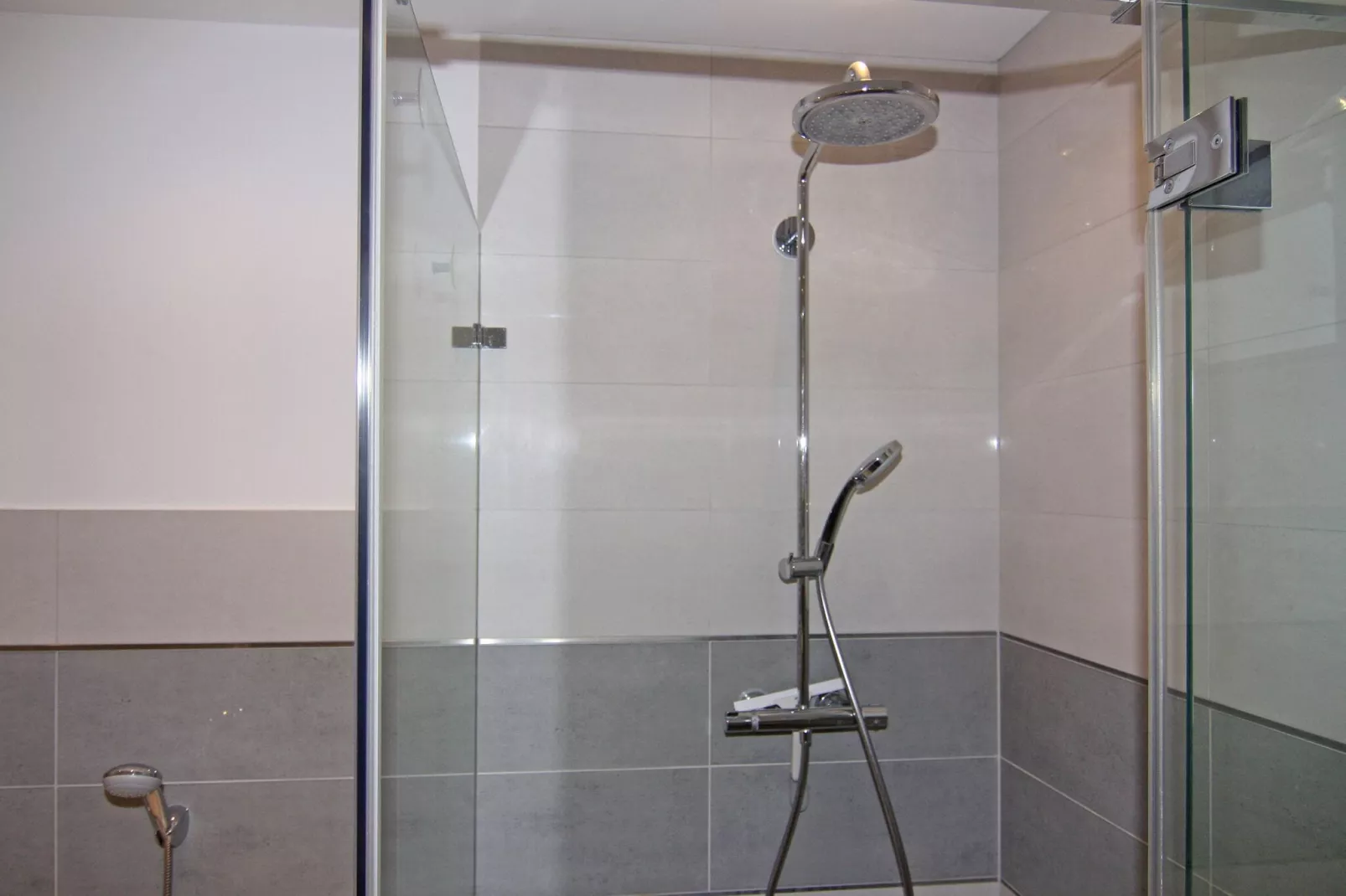 FeWo Sturmeck 67 qm Typ P5 1 OG-Bathroom