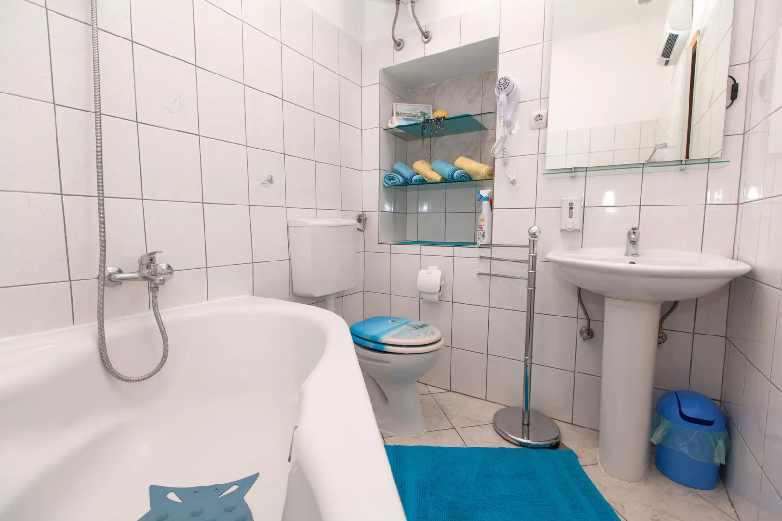 Holiday Home Borna-Bathroom