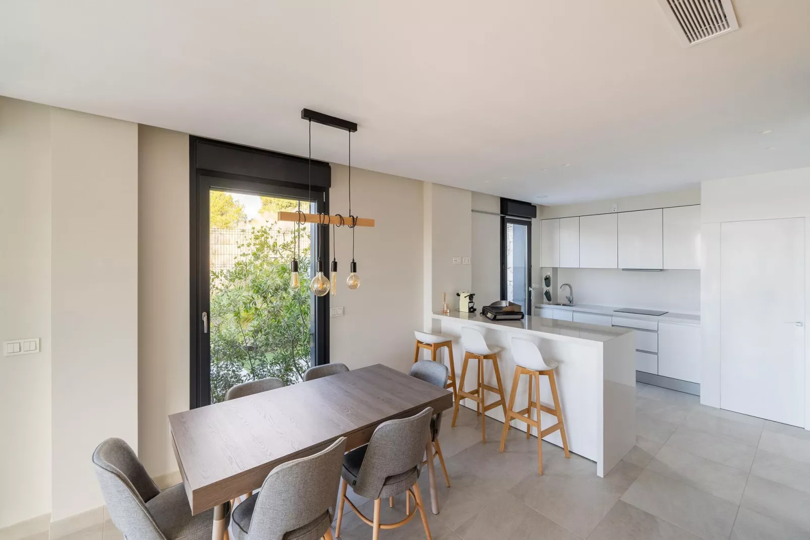 Villa Candy-Dining room