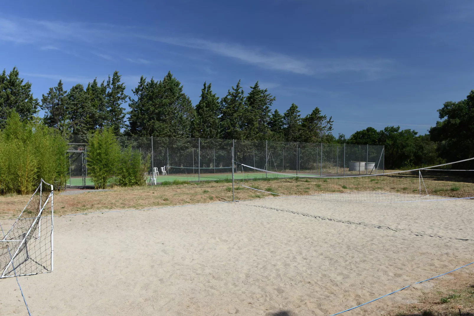 Résidence Côté Canal 3-Park facilities