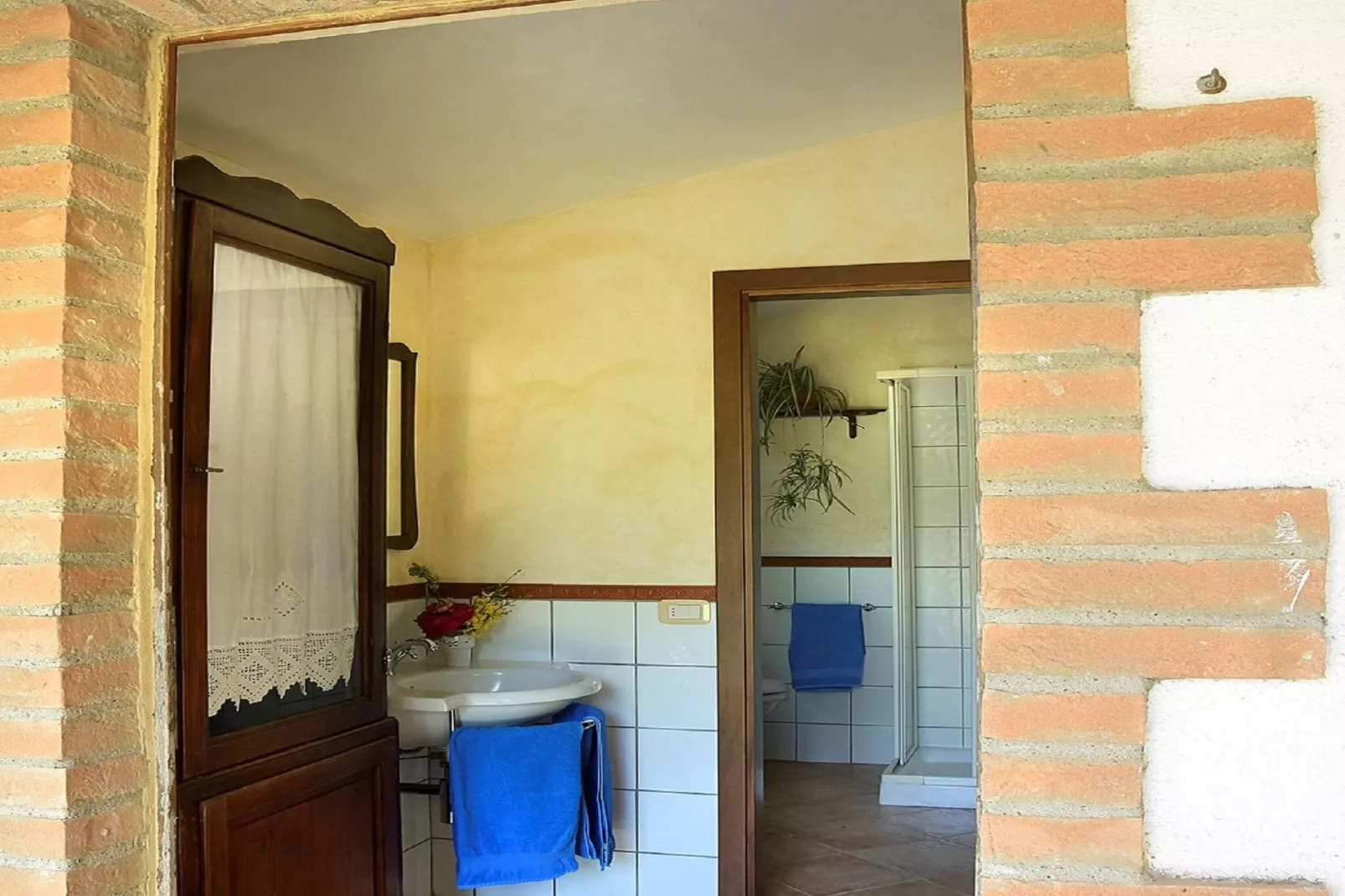 Montenero-Badezimmer