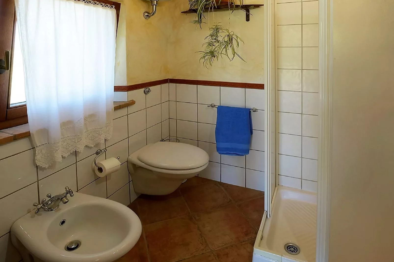 Montenero-Badezimmer