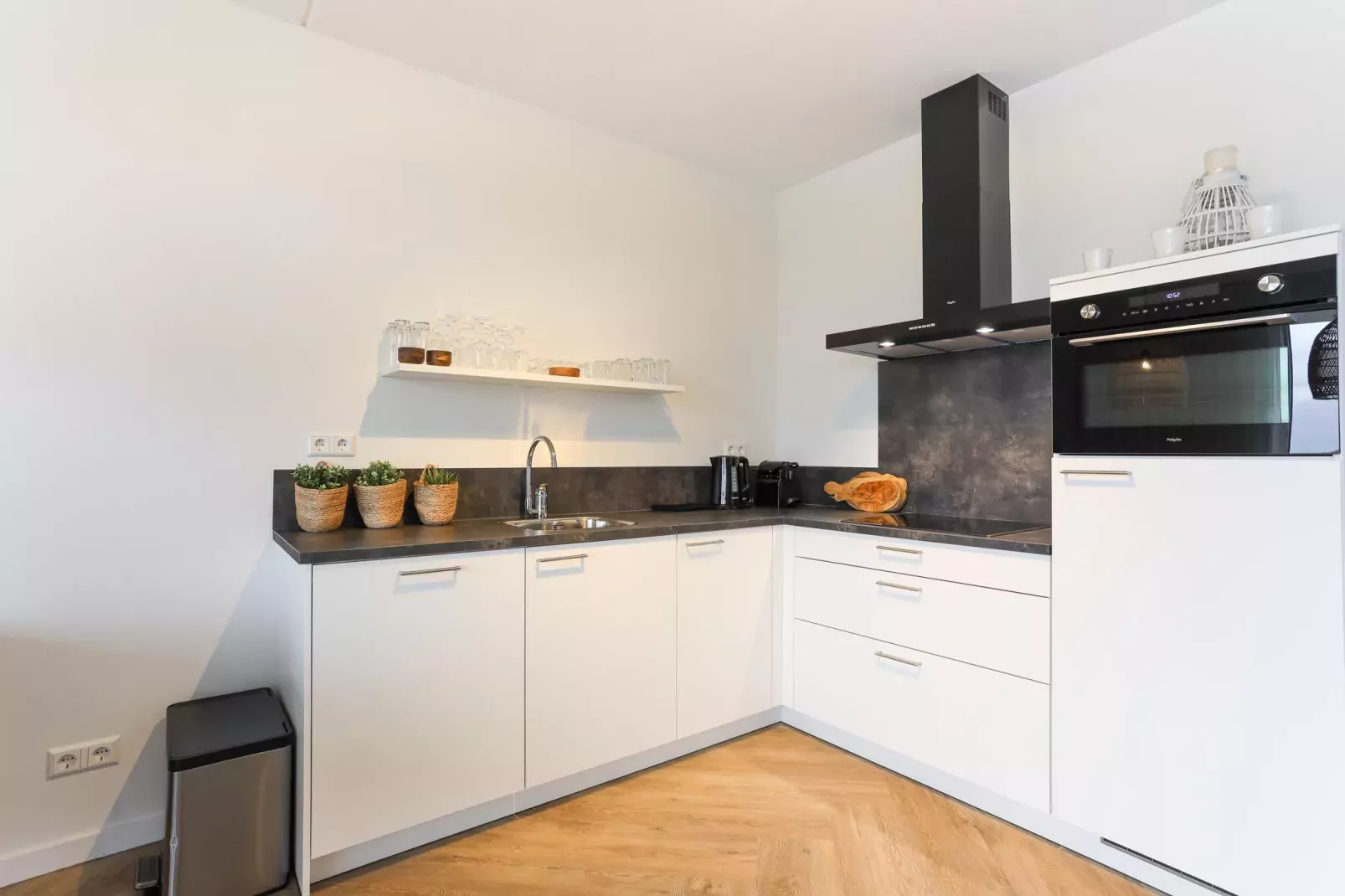 Uithaven 2b-Kitchen