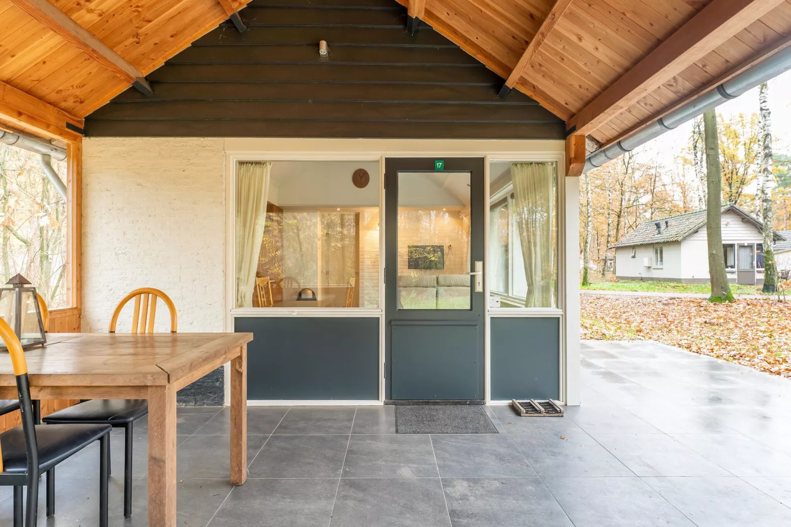 Vosseven 17 Wezel-Terrace balcony