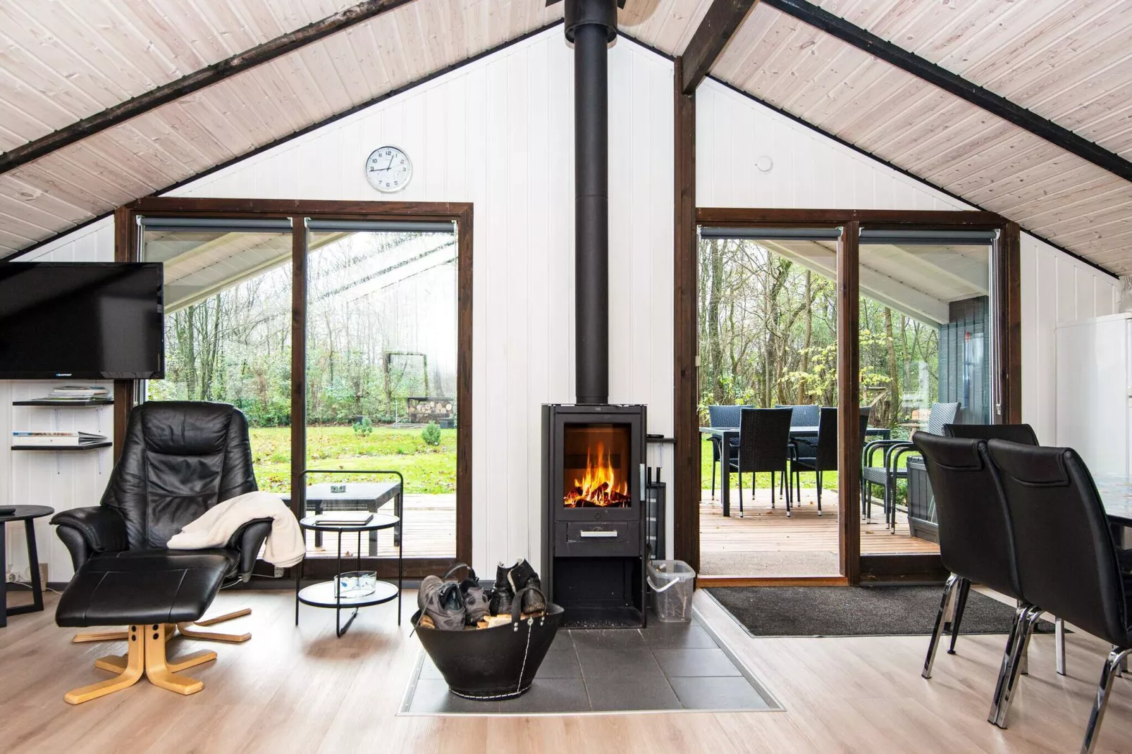 6 person holiday home in Oksbøl-By Traum-Indoor