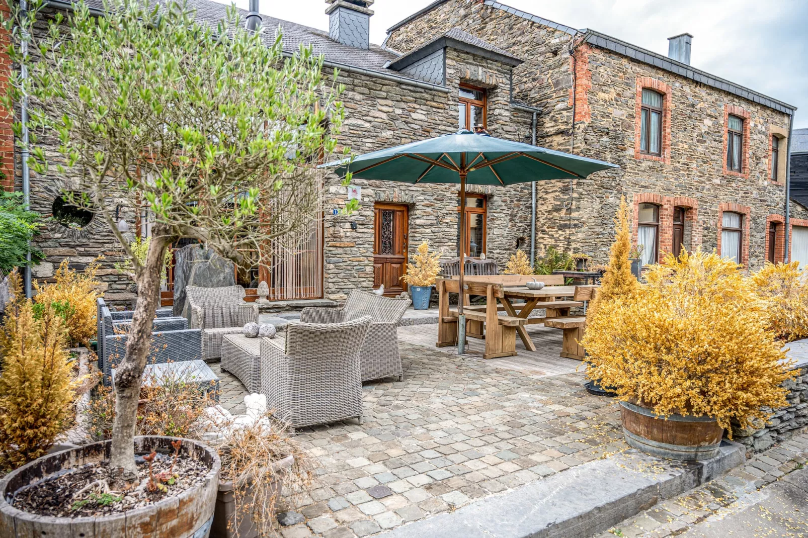 A l'aise-Terrace balcony