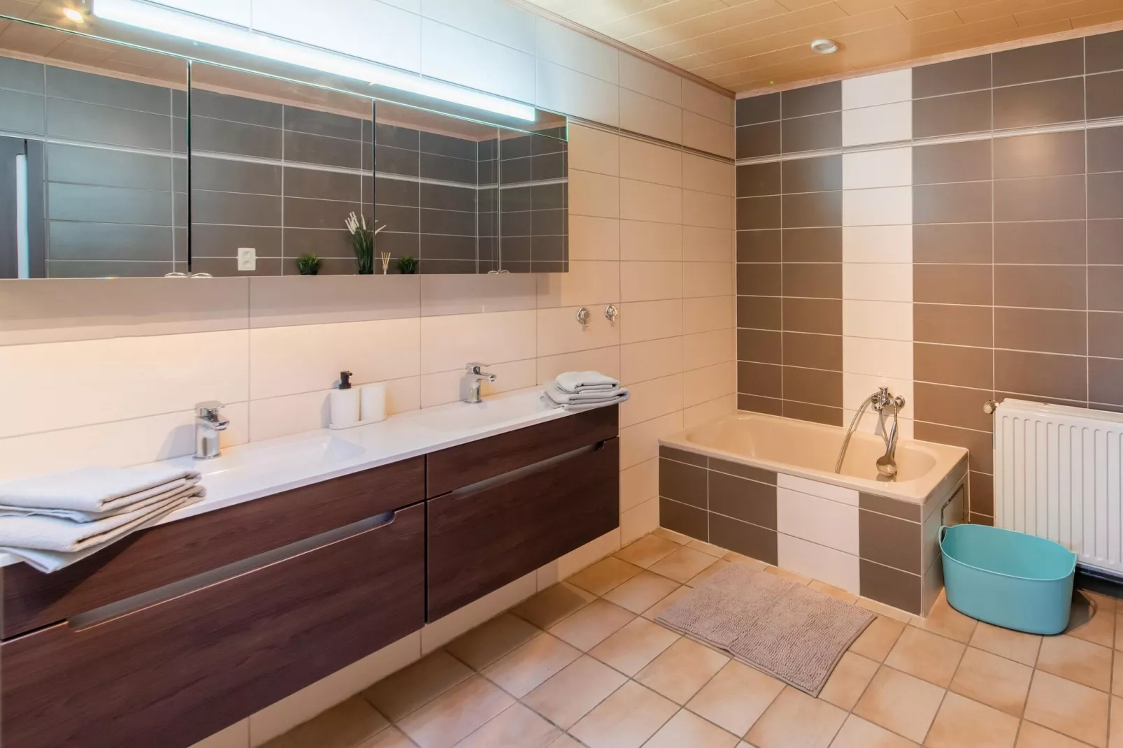 Votre maison d'ardenne-Bathroom