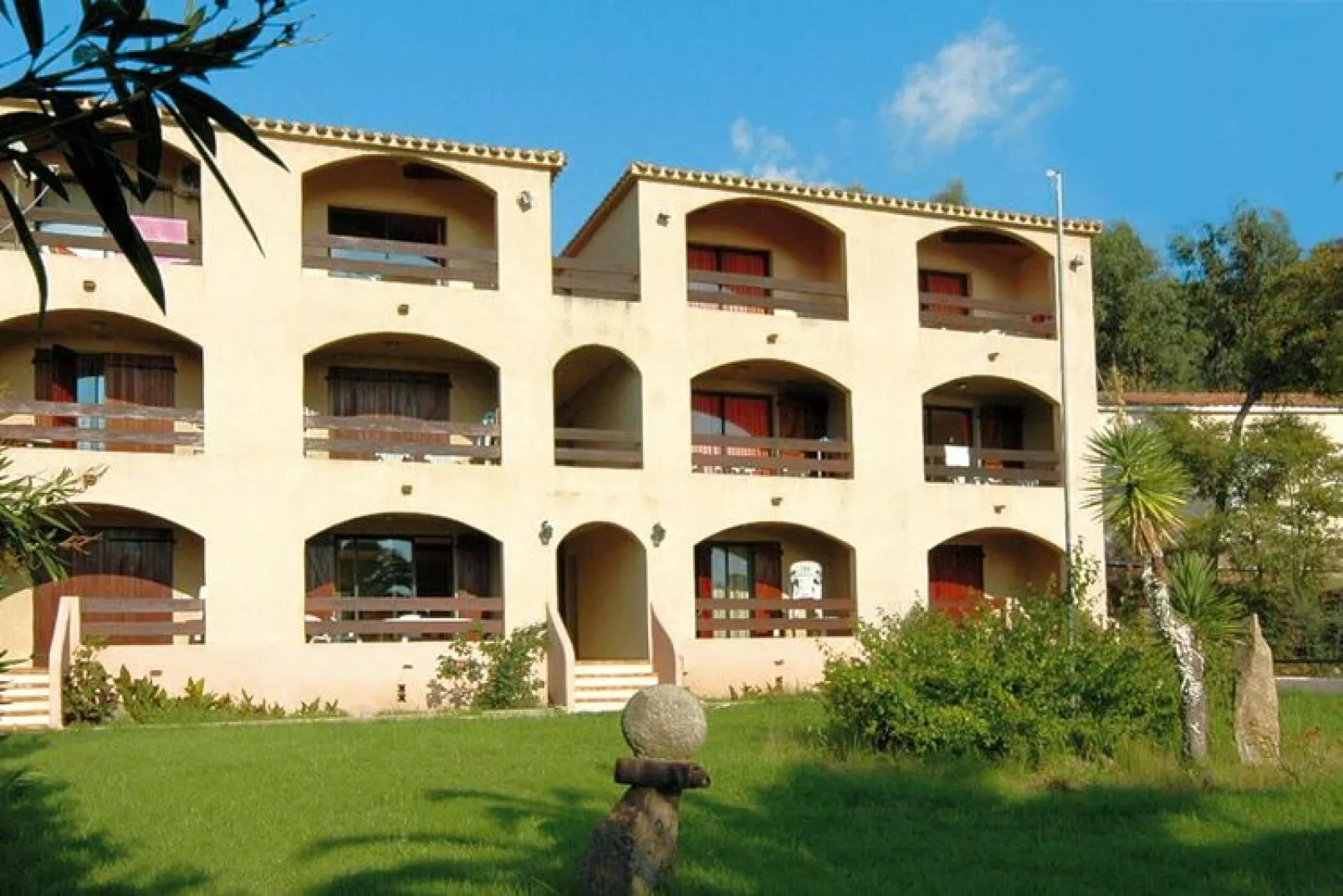 Residence Les Dauphins Tiuccia / Trilo 6 3pcs / avec vue mer-Außenbereich Sommer