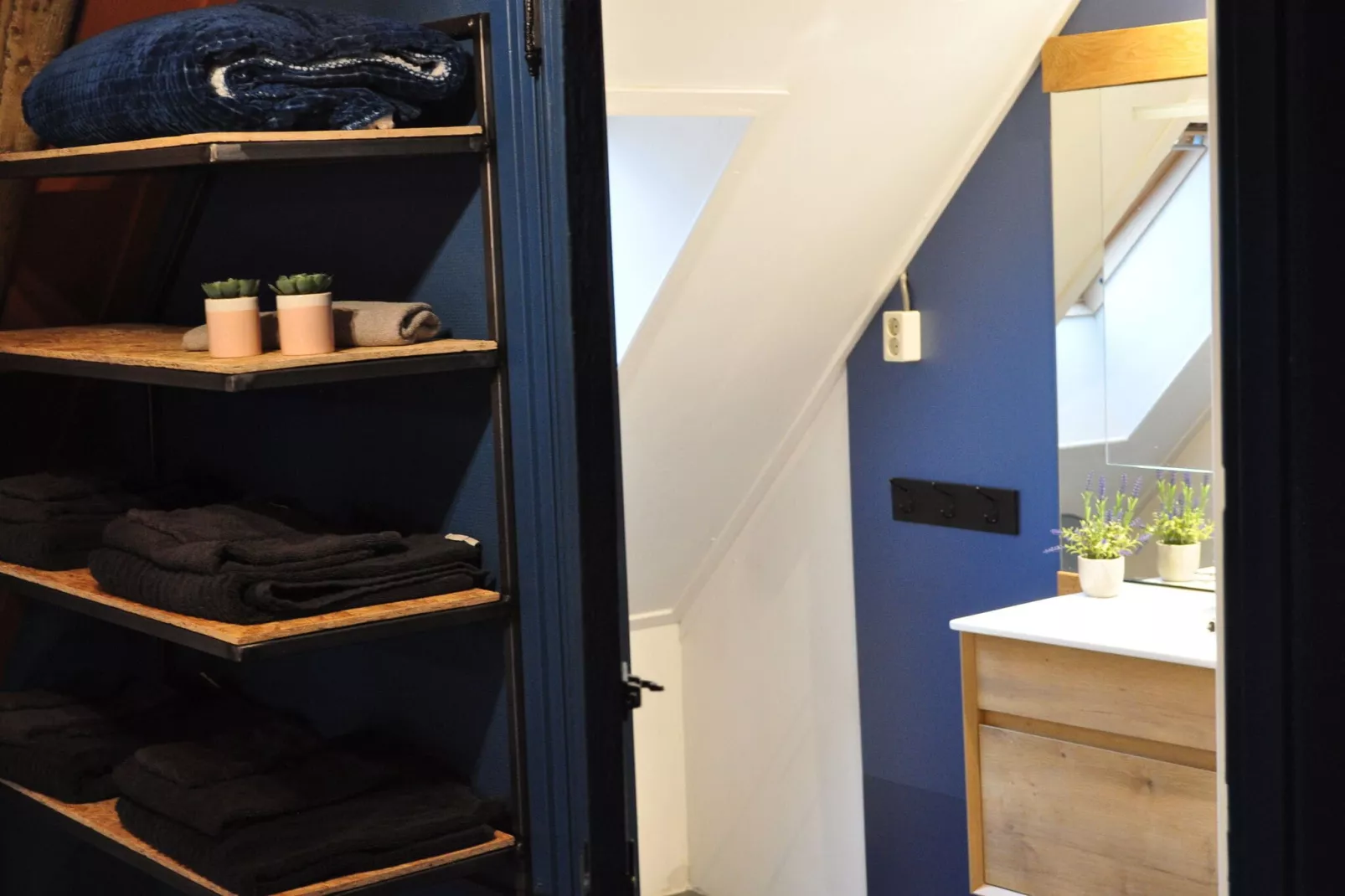 Loods 57B - Bathroom