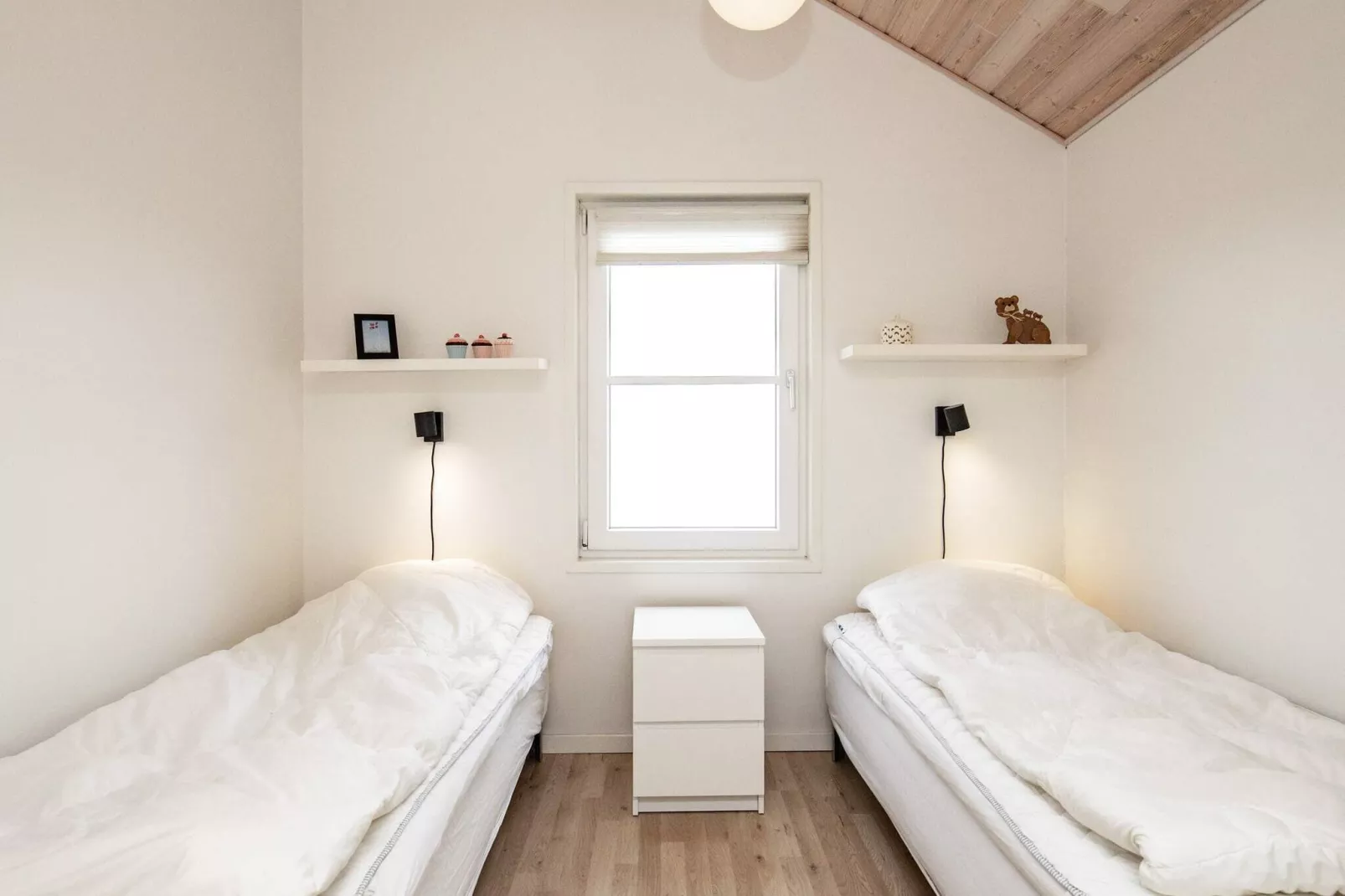 10 person holiday home in Løkken-Indoor