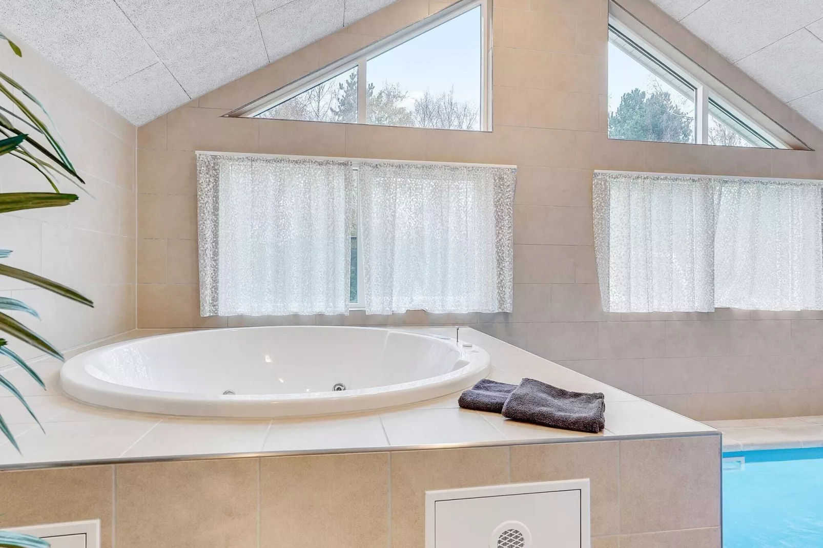 Luxus-Ruckzug in Marielyst -- By Traum Ferienwohnungen-Wellnessbereich