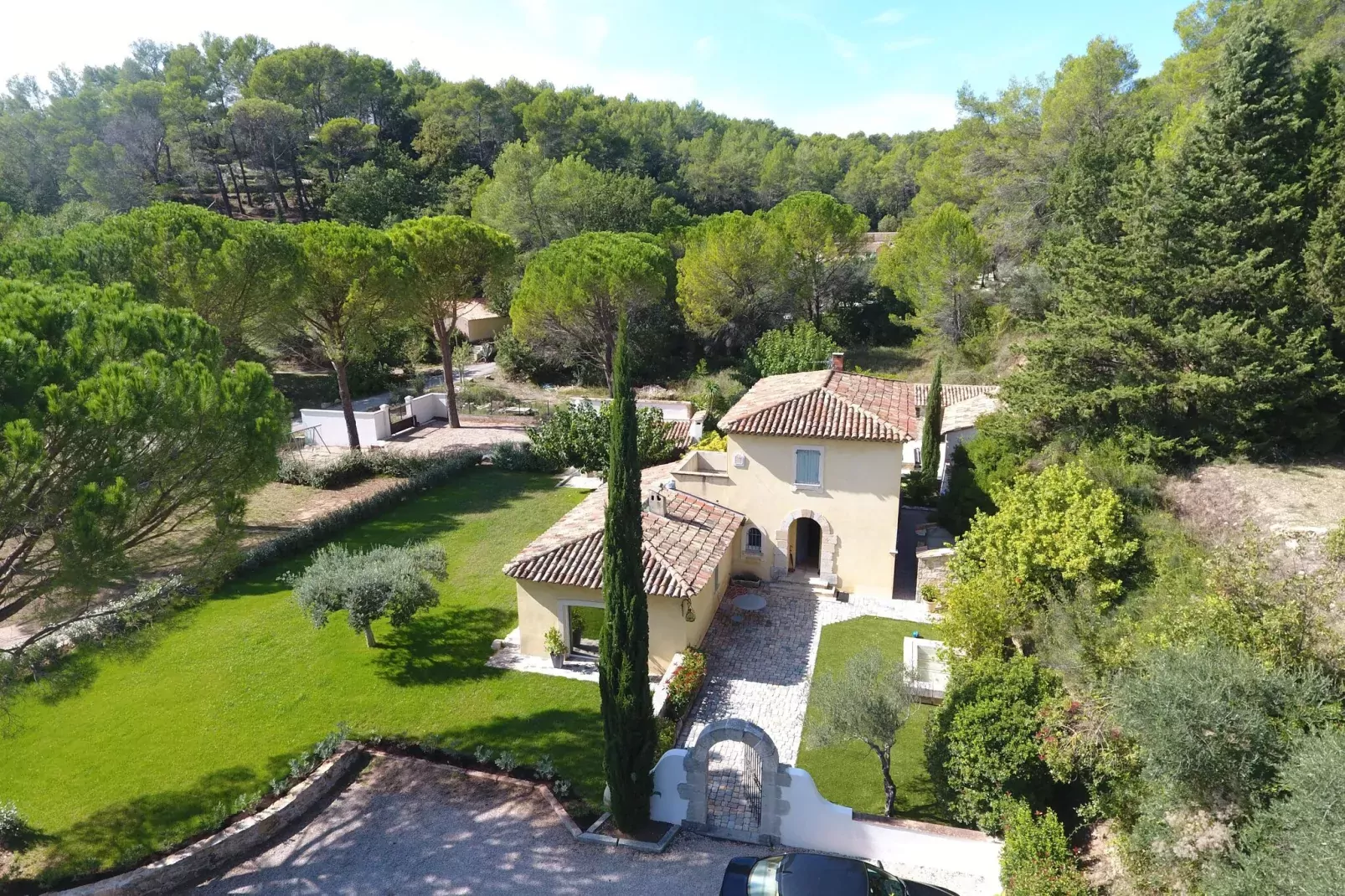 Villa Casaou-Exterior summer