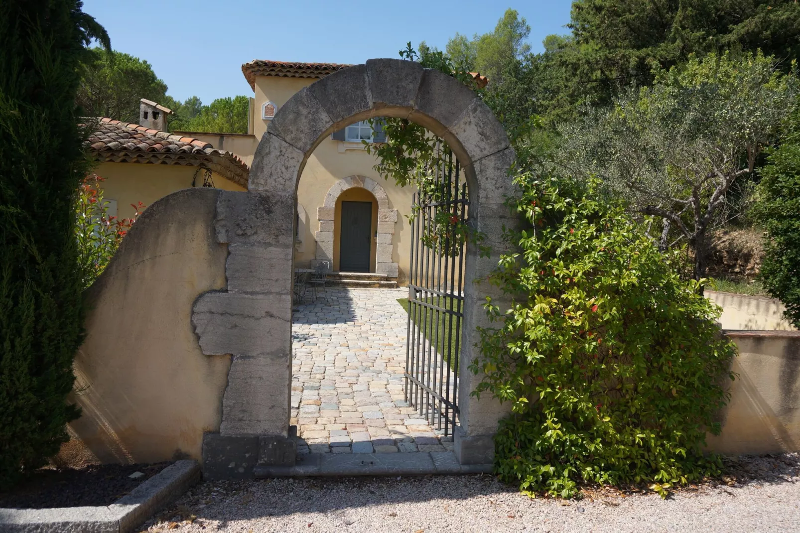 Villa Casaou-Exterior summer