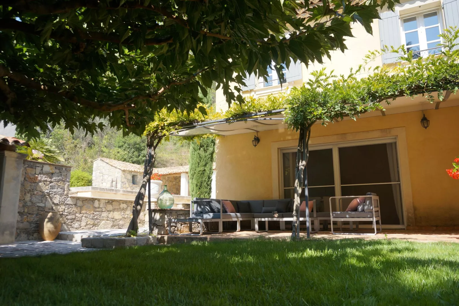 Villa Casaou-Exterior summer