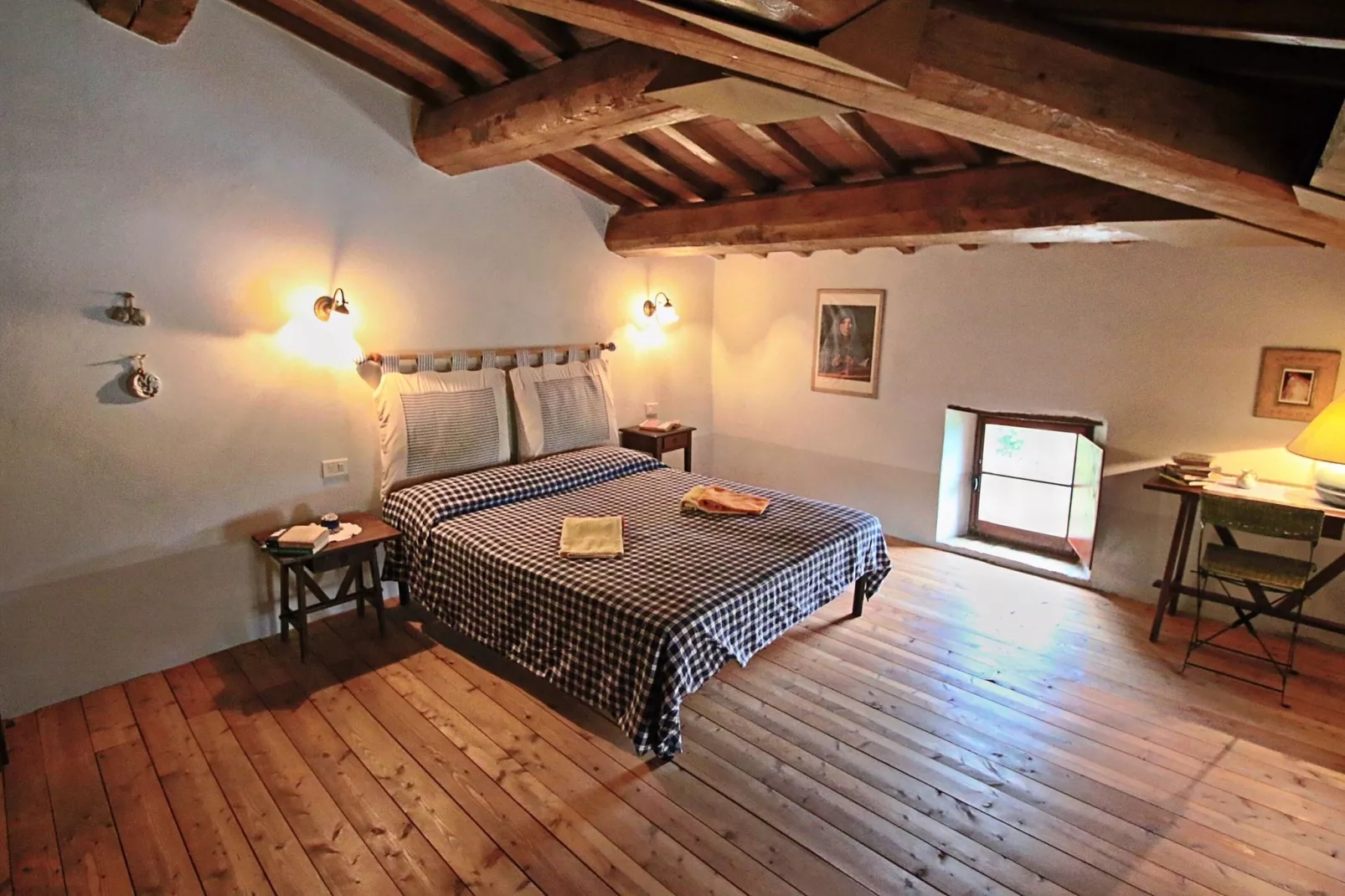 Casal Baruffa- Gorgaccia-Bedroom
