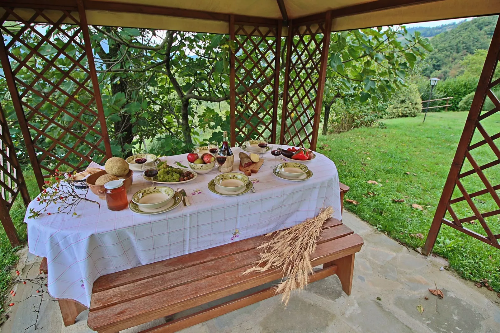 Casal Baruffa- Gorgaccia-Gardens summer