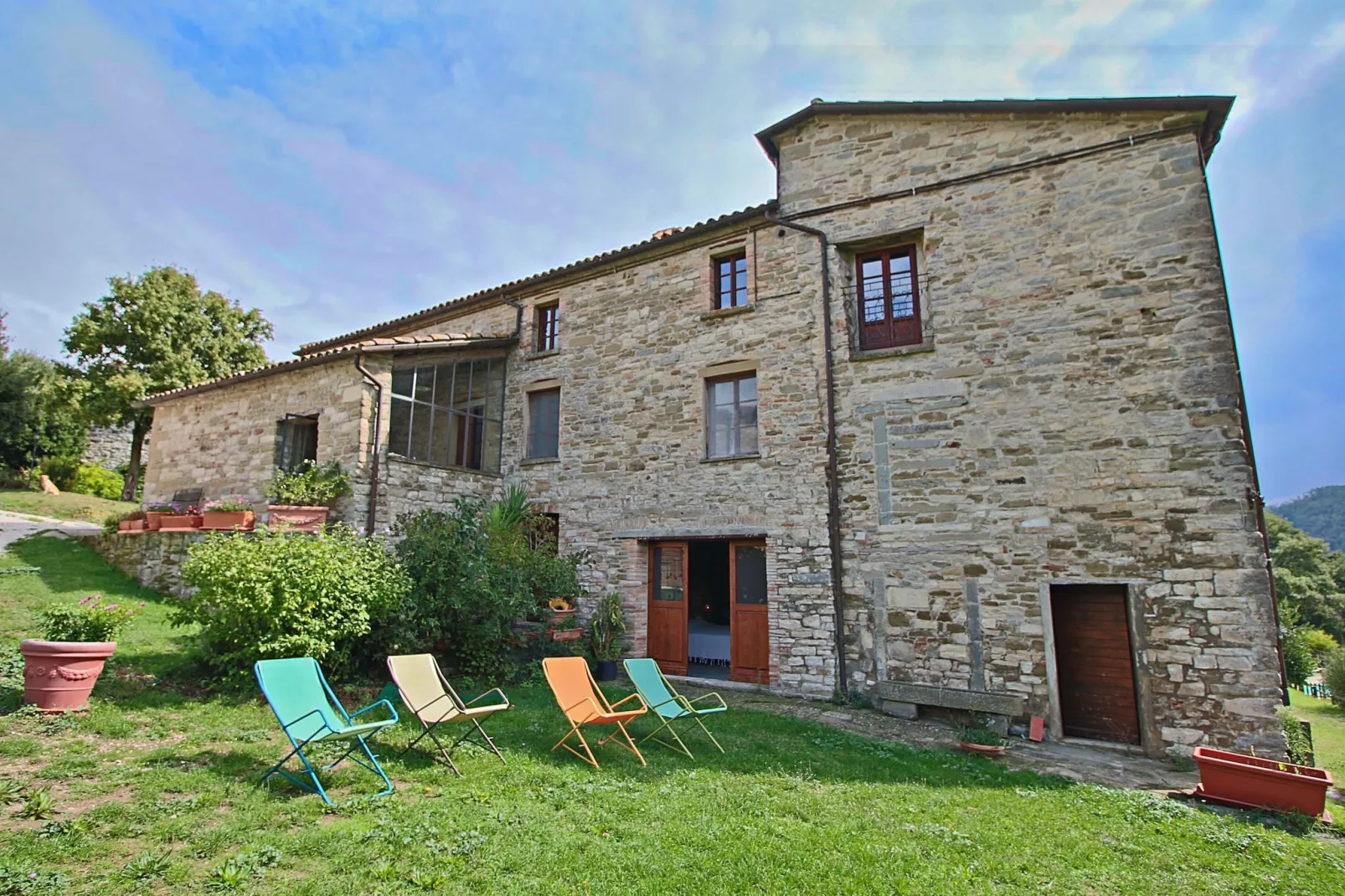 Nicchio di Rosa- Cerro Vecchio-Exterior summer