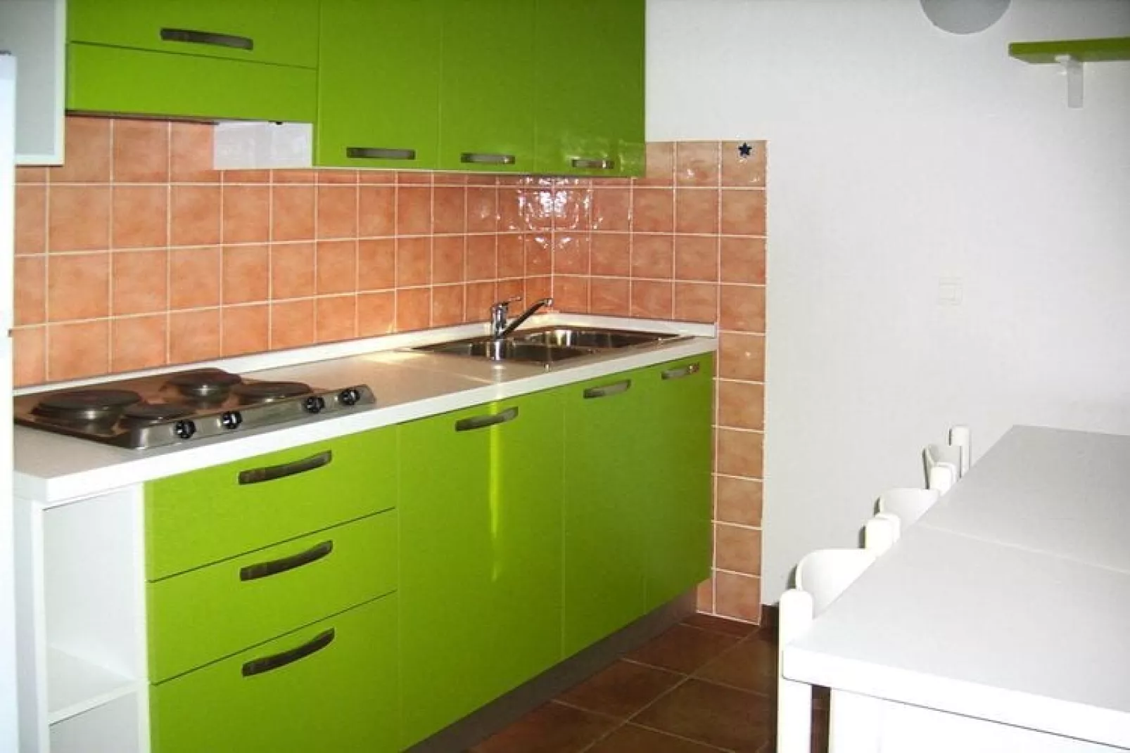 Résidence Marina di Pinarello in Marine de Pinarello // Trilo 6 DSB-Kitchen