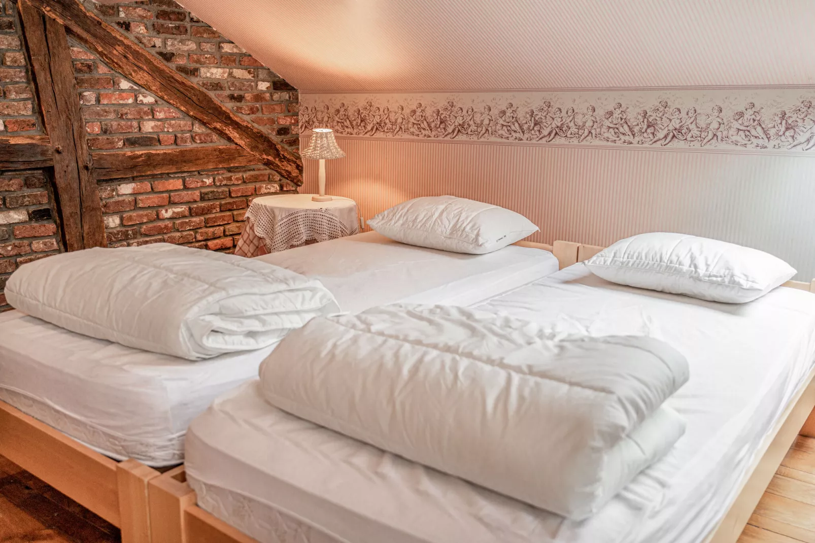 A l'aise-Bedroom