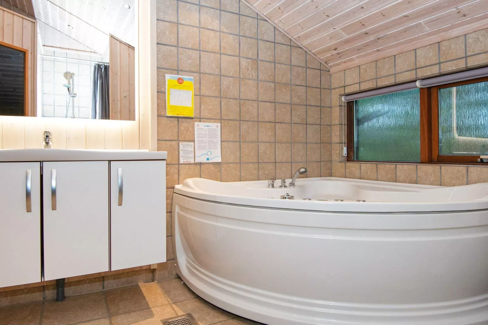 Luxury Spa Retreat in Bork - By Traum Ferienwohnungen