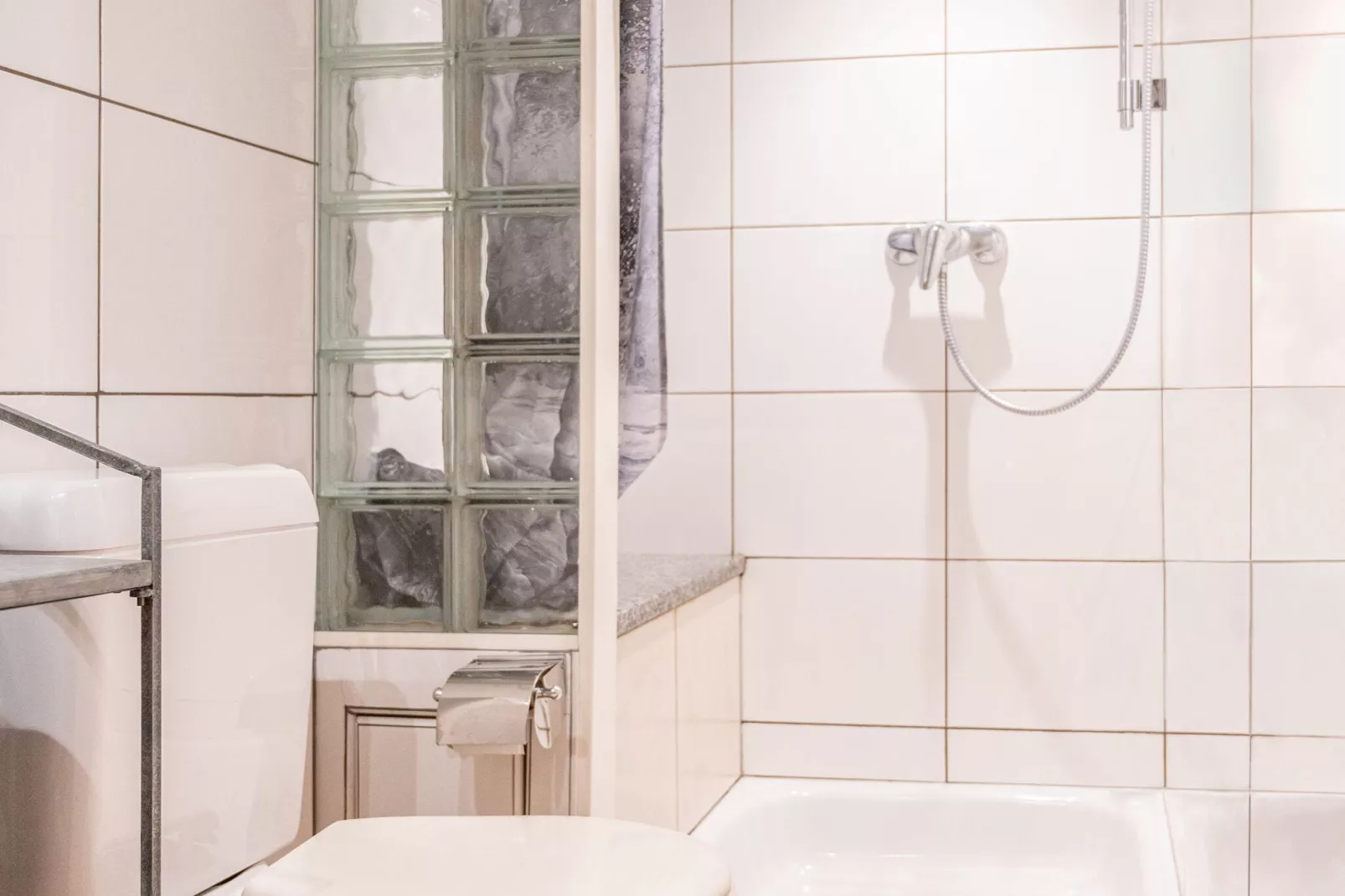 A l'aise-Bathroom