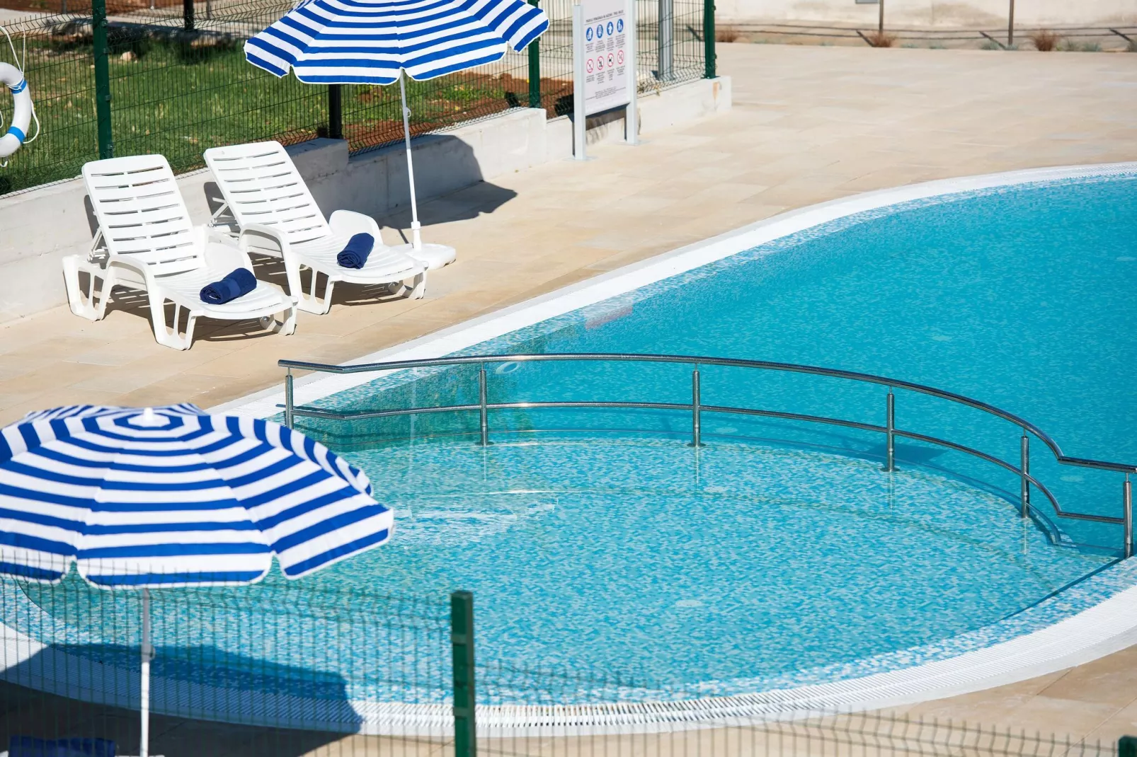 Apartments Aminess Port 9 Residence Korcula-Type C Navis-Pool