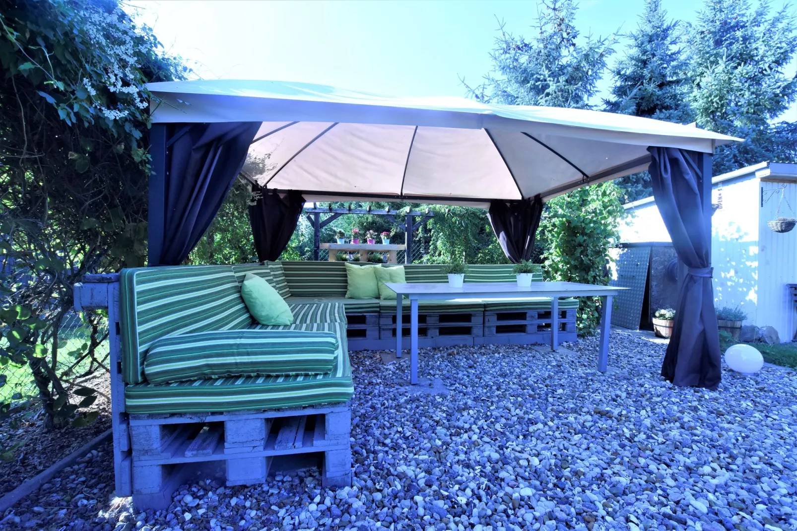 Bungalow Andrea am Salzhaff mit Garten-Gardens summer