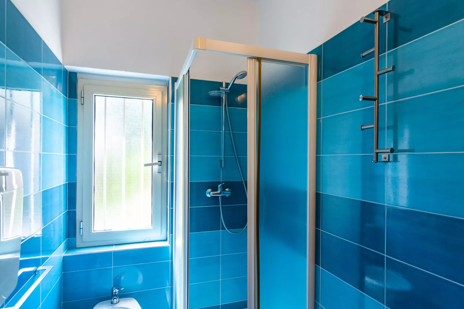 Manerba-Bathroom