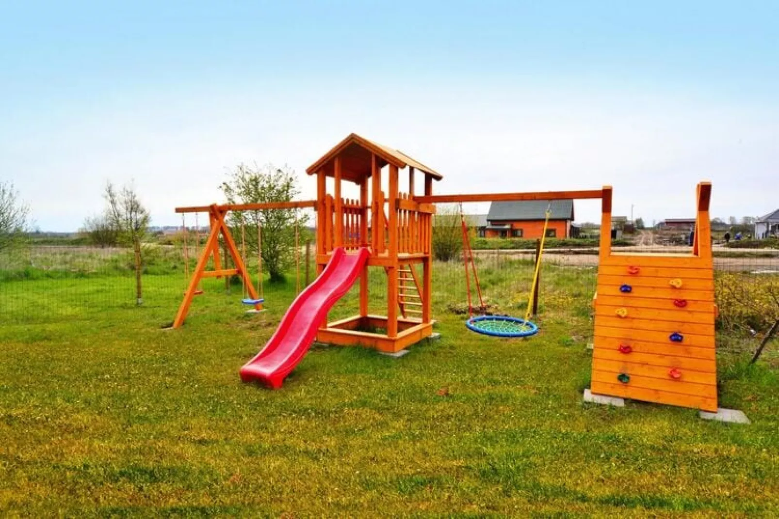 Domki szeregowe dla 4 osób Sarbinowo-Gardens summer