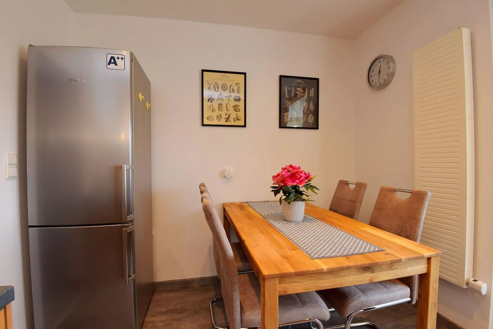 Ferienwohnung Carola-Dining room