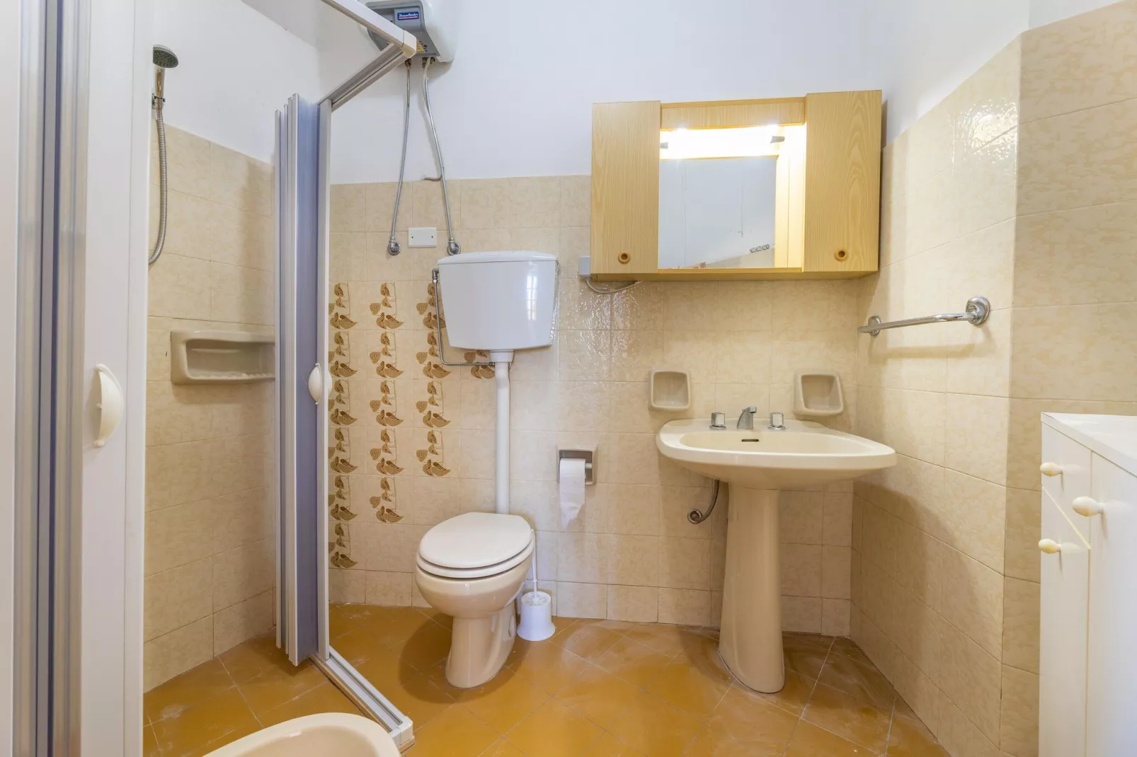 MV11-Bathroom