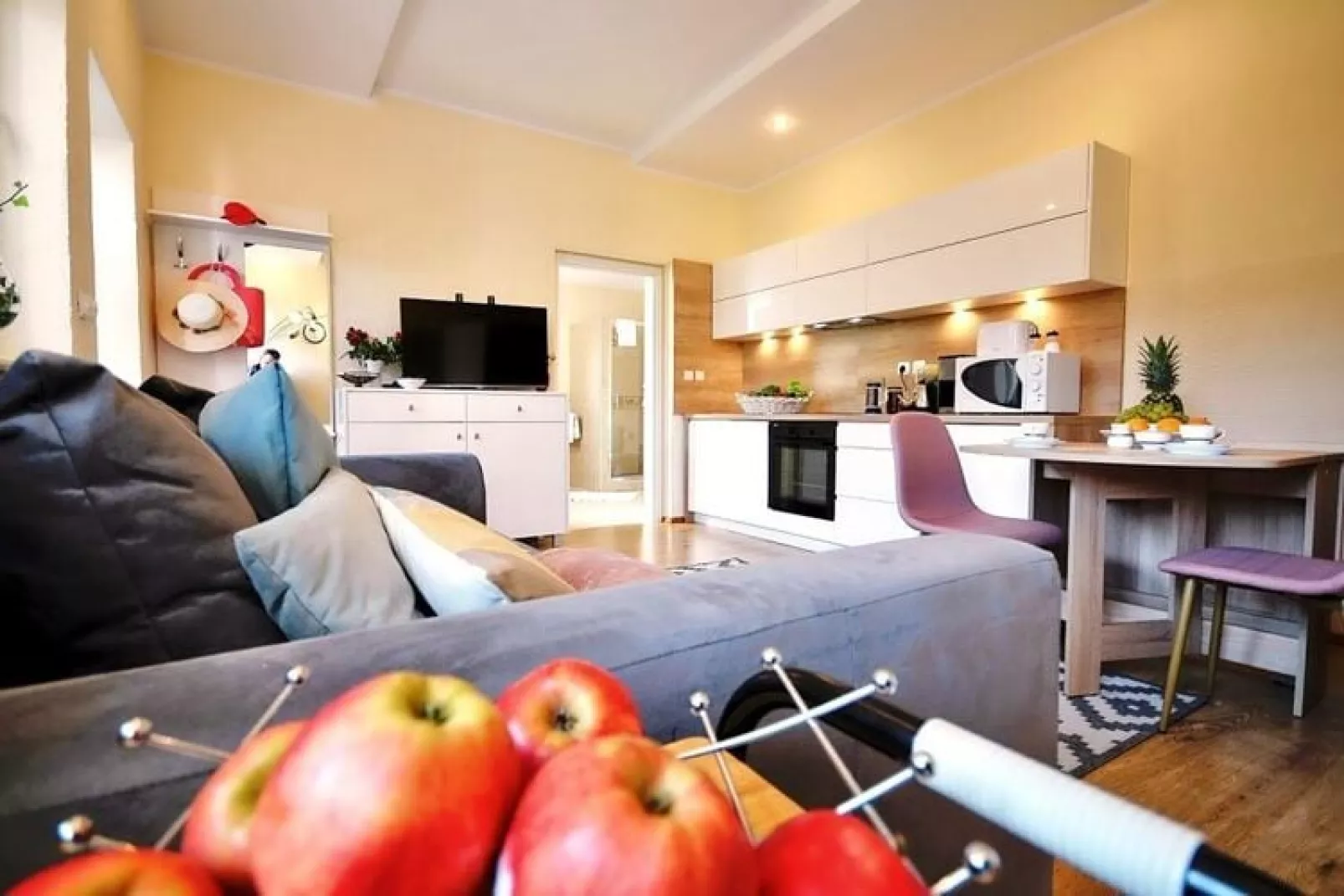Apartament nr 1 40 qm parter Ustronie Morskie-Living room