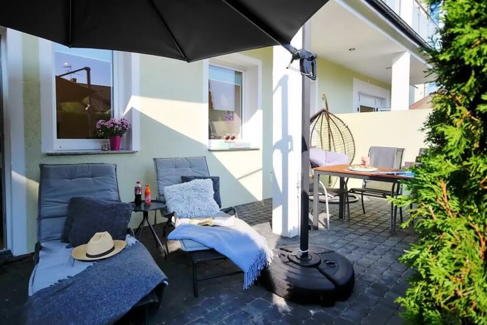 Apartament nr 1 40 qm parter Ustronie Morskie-Terrace balcony