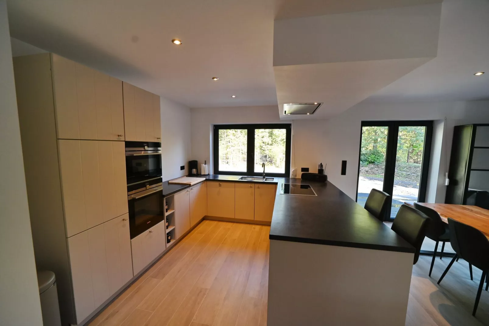 CHALET DES BOIS-Kitchen