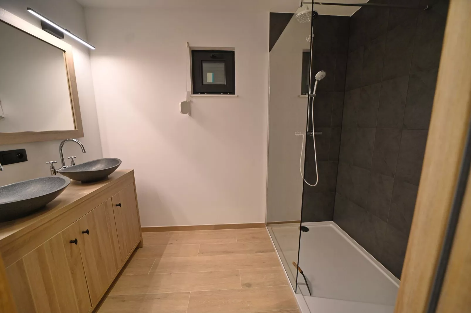 CHALET DES BOIS-Bathroom