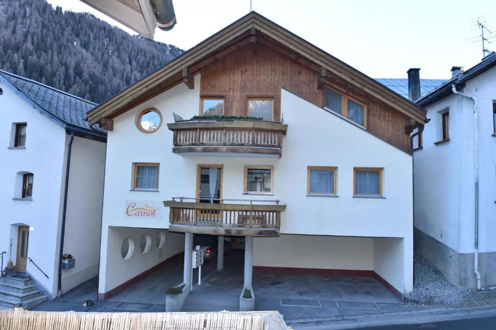 Haus Carnot - Apartment EG-Exterior winter