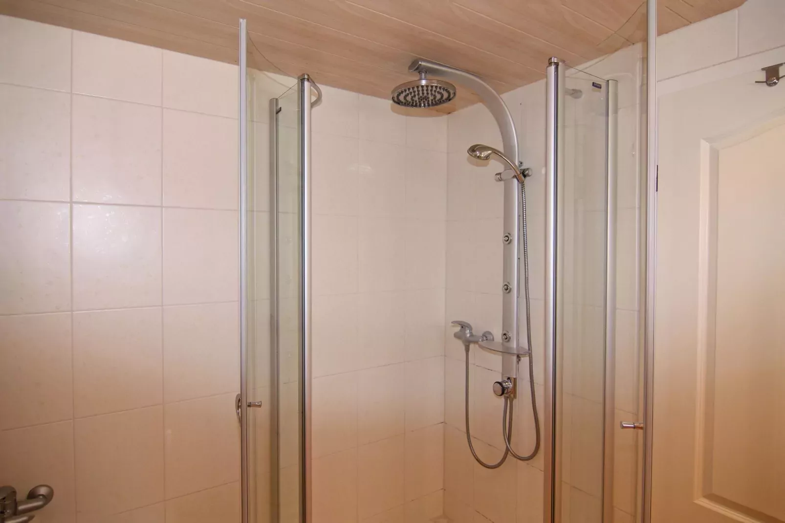 Ferienwohnung Lange Wieck am Darß-Bathroom