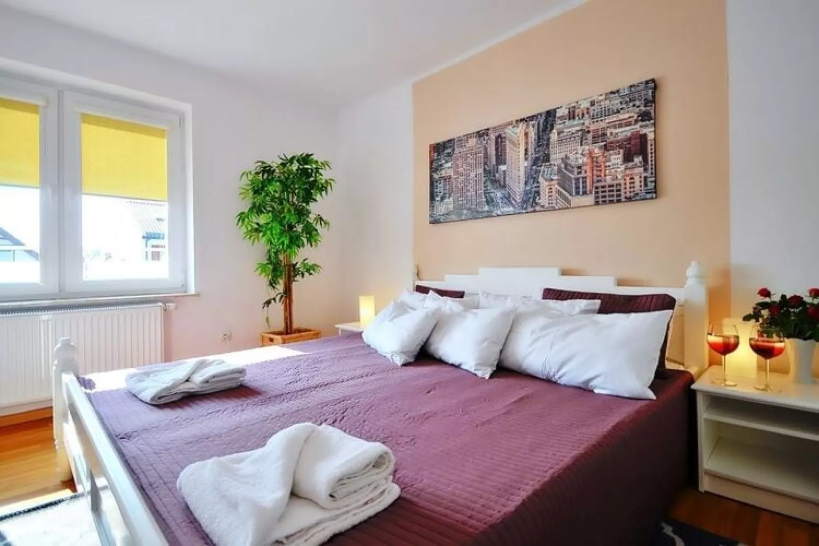 Apartament nr 6 65 qmUstronie Morskie-Schlafzimmer