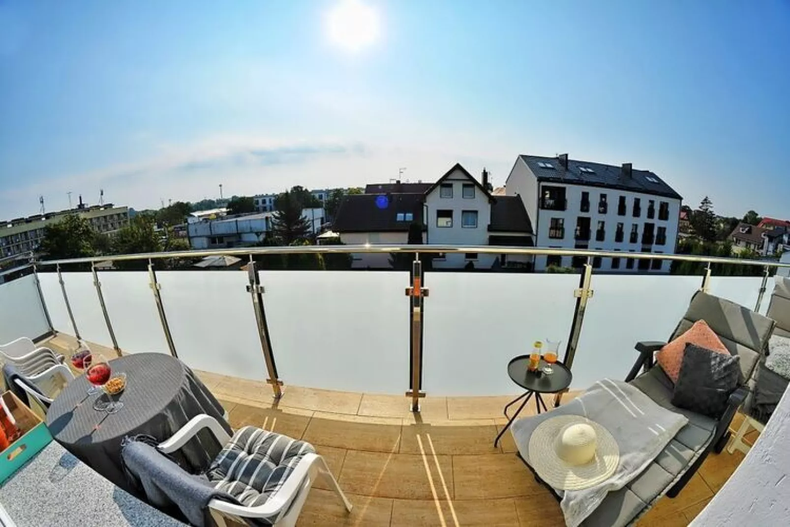 Apartament nr 6 65 qmUstronie Morskie-Terrassenbalkon