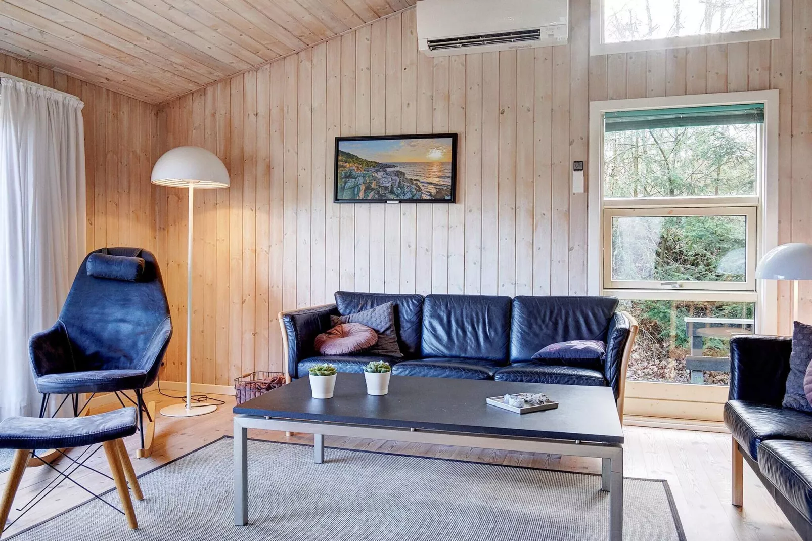 12 person holiday home in Nexø-Indoor