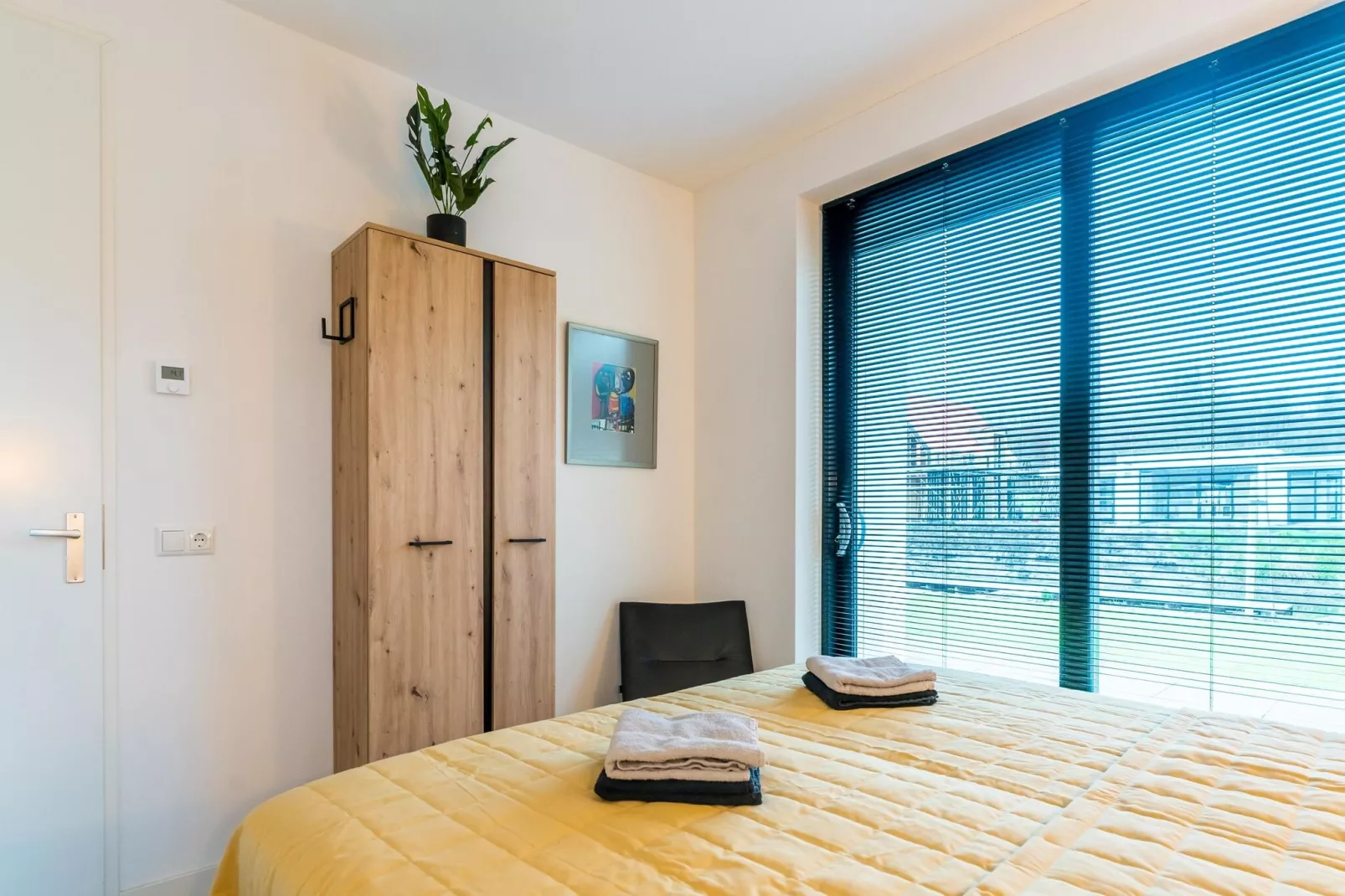 Sub Mari 577-Bedroom