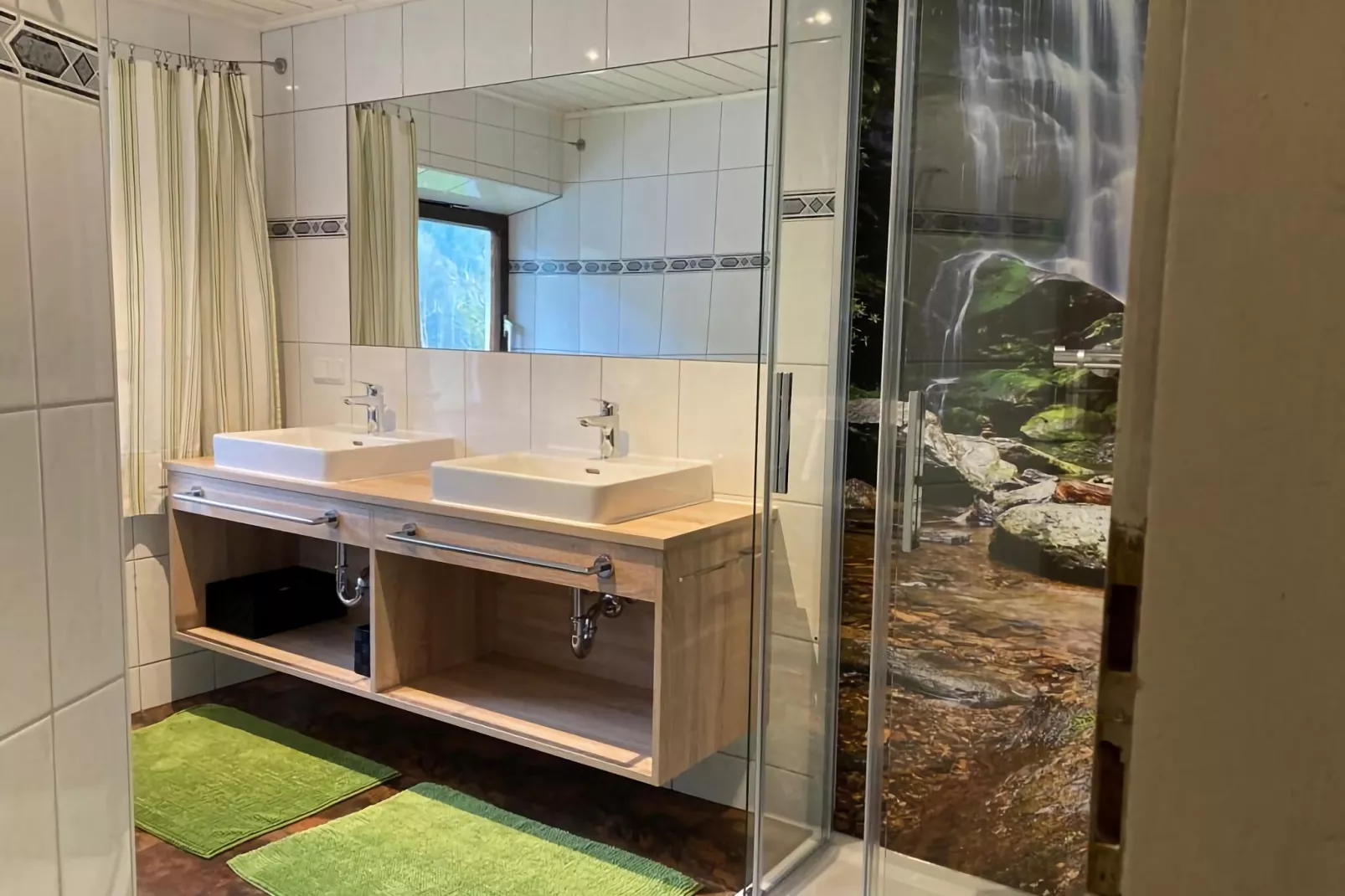 Haus Stefflmoos-Bathroom