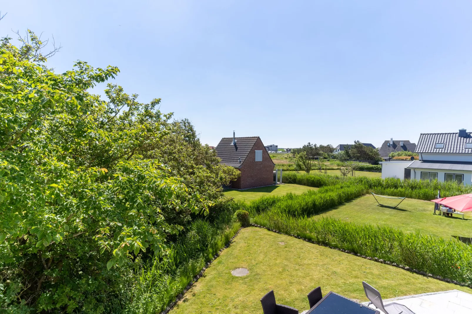 Haus Eriel OG links-View summer