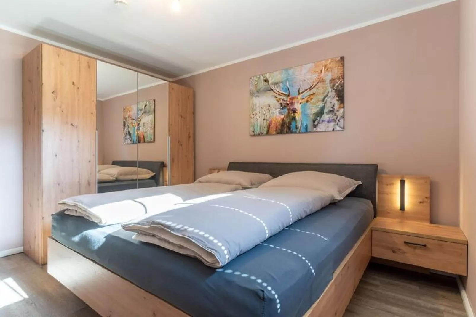 Nis Puk-Bedroom